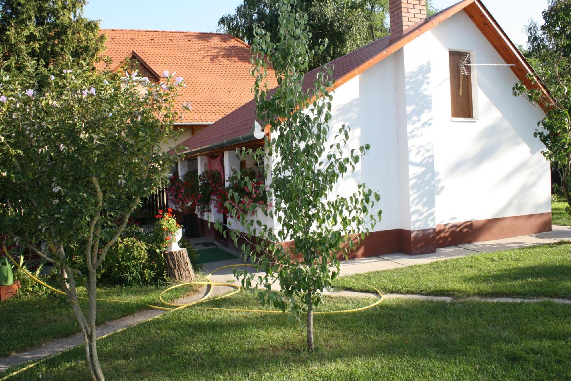 Hotel Adam Tanya Fogado Balázspuszta Exterior foto